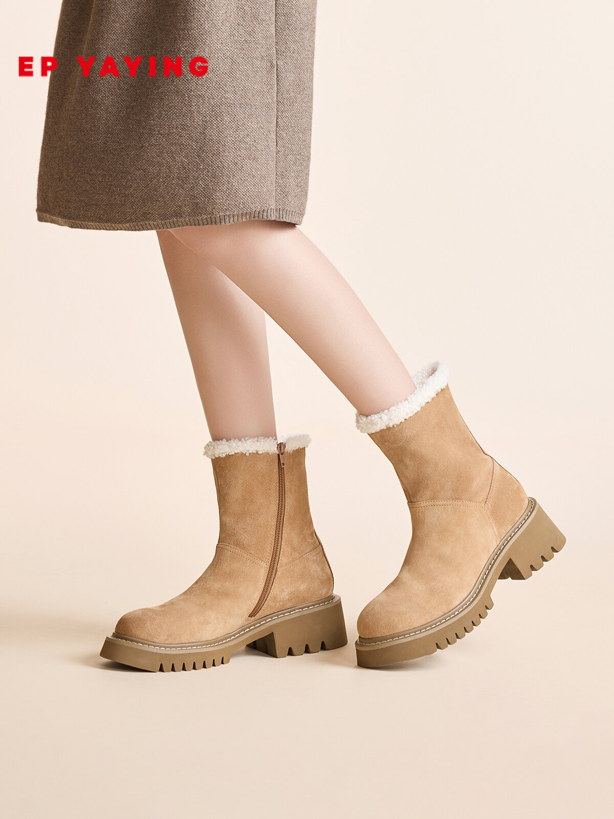 EP YAYING | Thick Sole Fleece Snow Boots Foldable Fleece Chelsea ราคา 10,022 บาท*ส่งฟรี