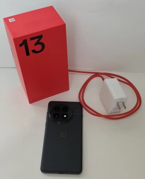 One Plus 13 Phone ราคา 16,500 บาท*ส่งฟรี