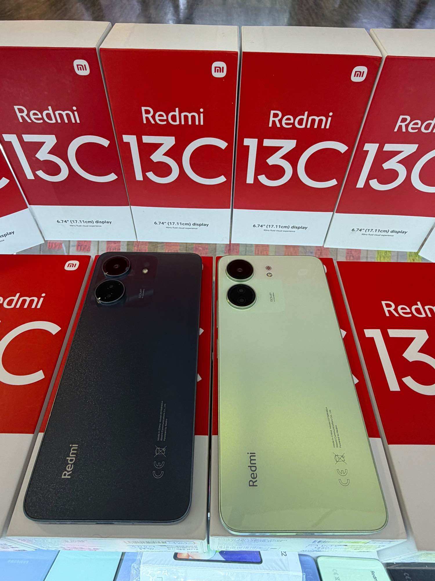 Redmi 13C Ram8/256, Genuine Device, Beautiful Condition. ราคา 3,290 บาท*ส่งฟรี