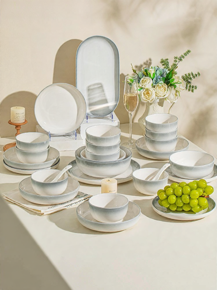 YICHEN | Aesthetic Gradation Ceramic Dinnerware Set ราคา 11,823 บาท*ส่งฟรี