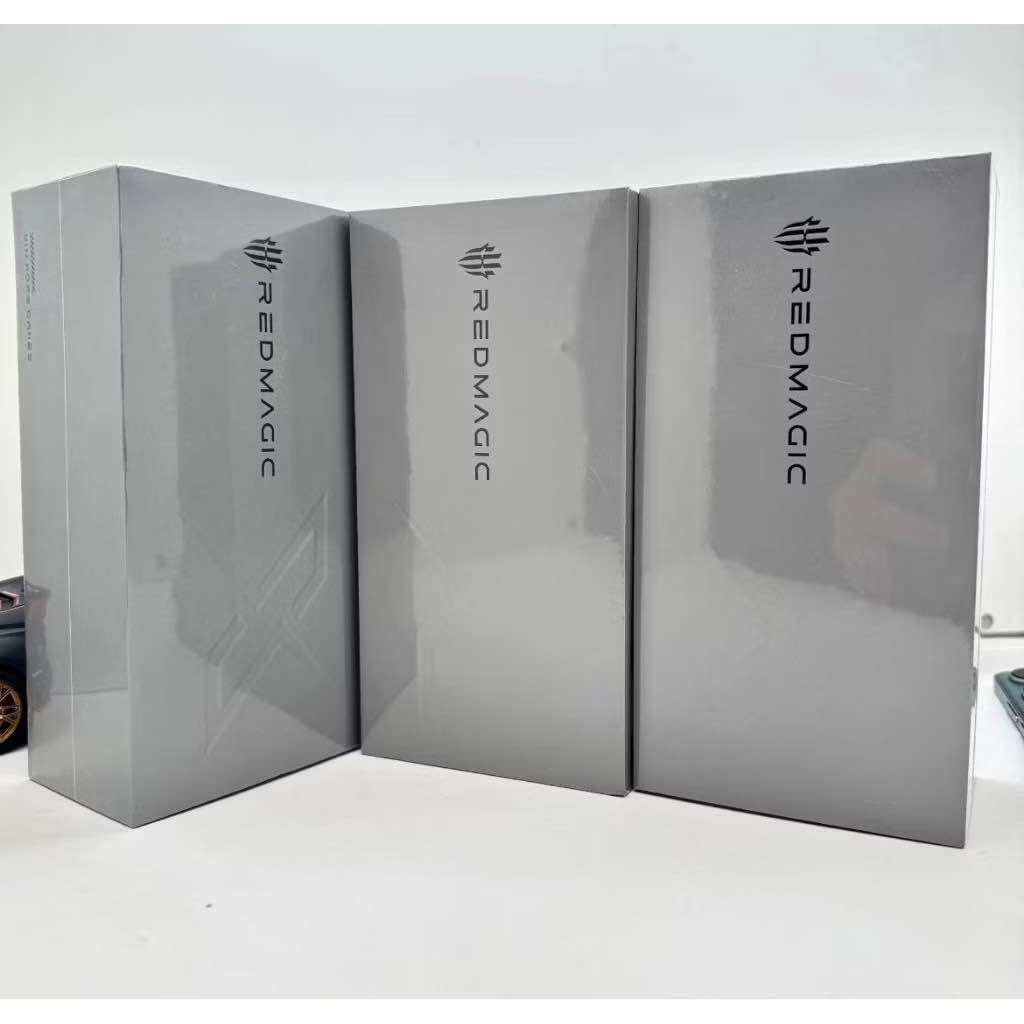 Brand New Original Redmagic 10 Pro 12/256Gb &16/512Gb ราคา 12,000 บาท*ส่งฟรี