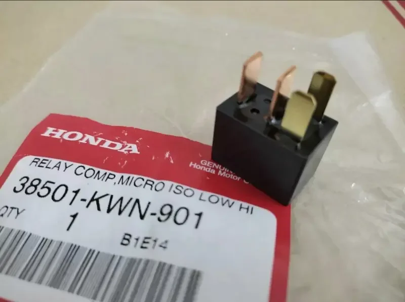 ภาพสินค้ารีเลย์สตาร์ท Honda คลิก125i  PCX150 อะไหล่แท้ศูนย์  ️ รหัส 38501-KWN-901 จากร้าน ซีเอฟ มอเตอร์พาร์ท บน Lazada ภาพที่ 1