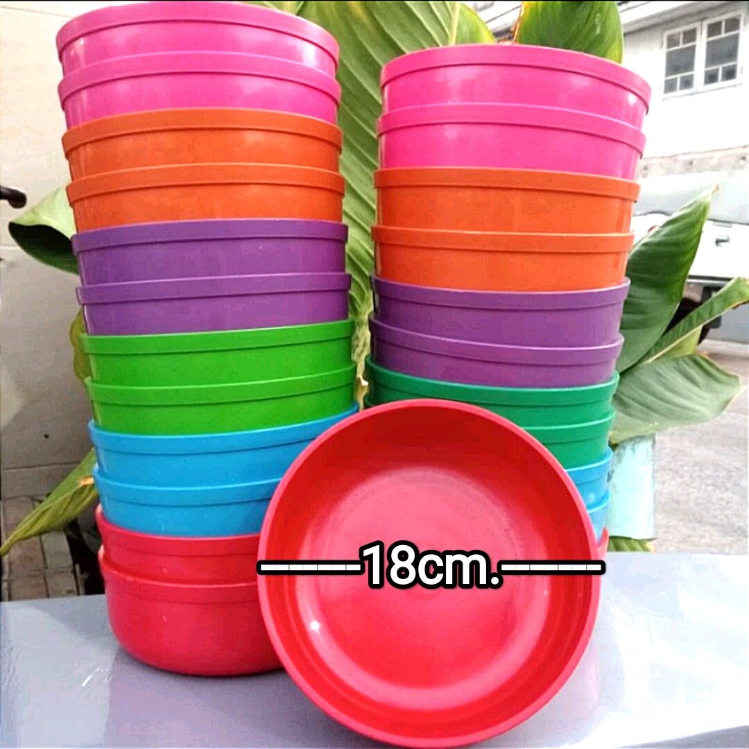 ขันน้ำ 18cm. ((ยกโหล 12ใบ)) ขันตักน้ำ เล่นสงกรานต์ ผสมแป้ง ทาหน้า เนื้อดี สีสวย ไซร์พอดีมือ ใช้ได้ทั้งเด็กและผู้ใหญ่ ราคา 110 บาท*ส่งฟรี