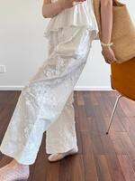 XUNZHU | กางเกงขายาวสูงเอวใส่สบาย รัดรูปแบบลูกไม้โปร่ง