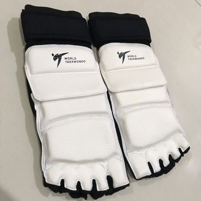 Taekwondo Socks ถุงเท้าเทควันโด WORLD TAEKWONDO คุณภาพดีเยี่ยม ถุงเท้า