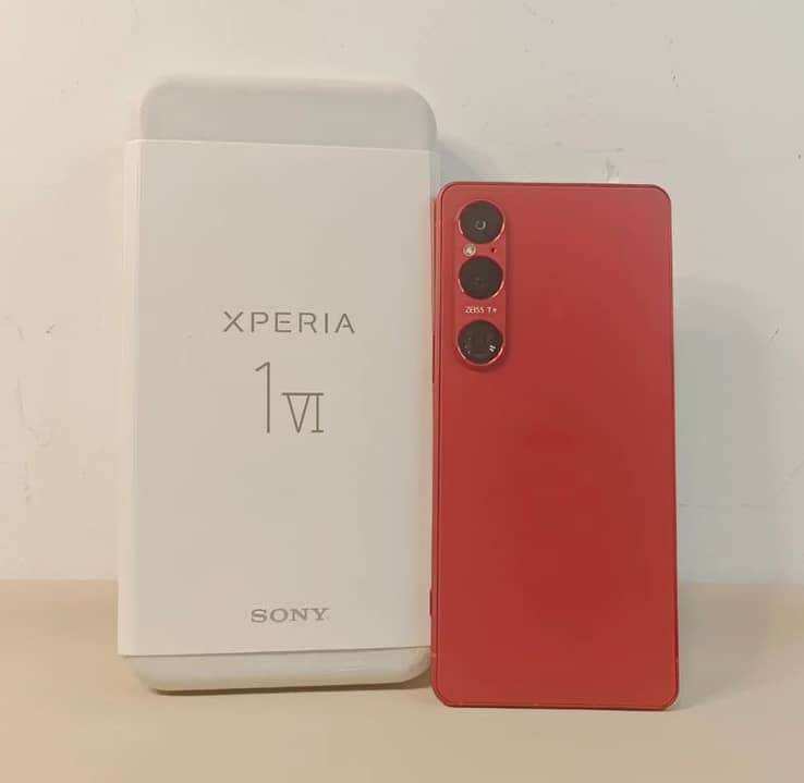 Sony Xperia 1 VI 5G 6.5 12/256 48MP Snapdragon8Gen3 5000mAh ราคา 6,500 บาท*ส่งฟรี