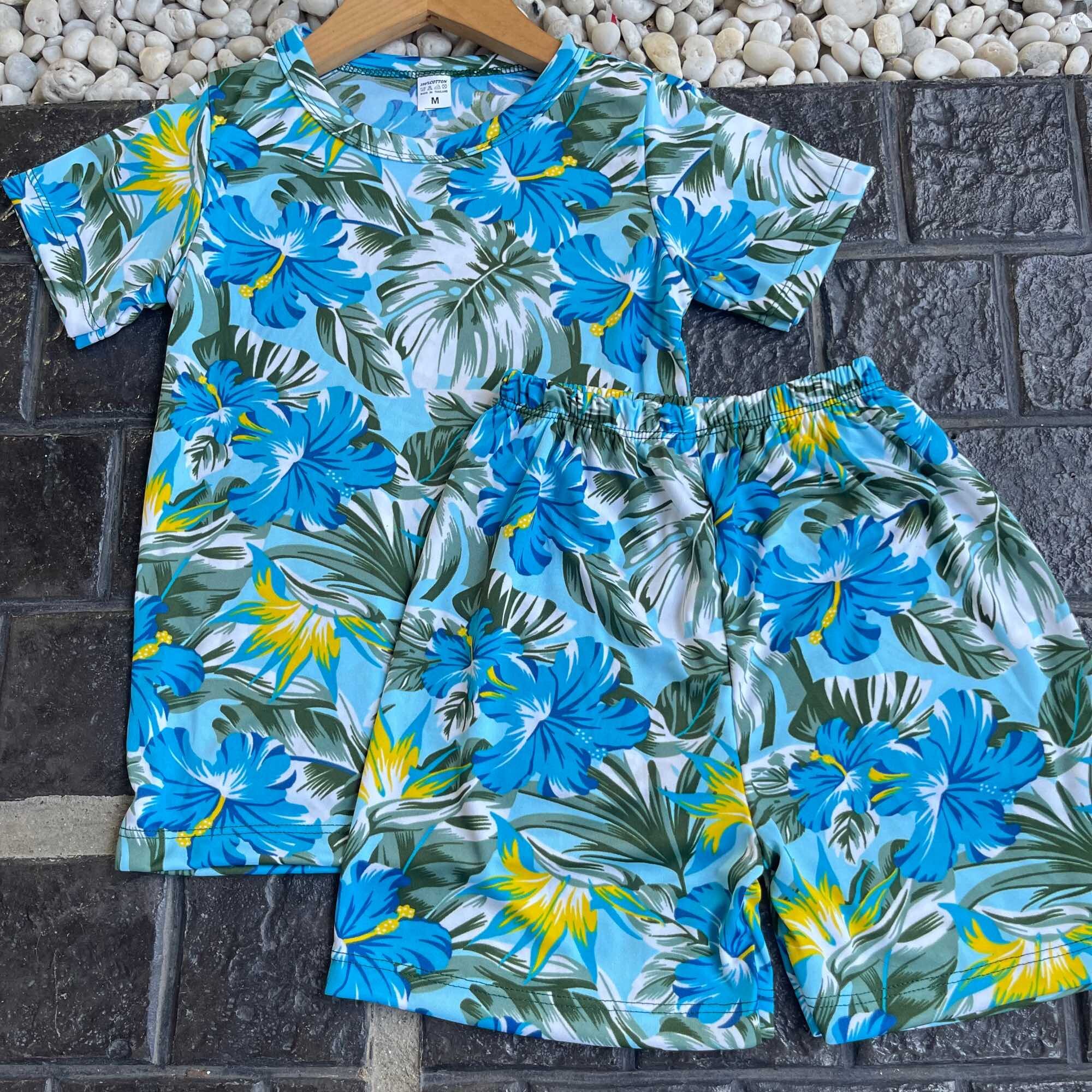 ชุดเด็กแขนสั้นขาสั้น ลายดอกไม้ ชุดสงกรานต์เด็ก ผ้าไมโครนิ่มใส่ไม่ร้อนสีสดสีไม่ตก ลายชบาB ราคา  69 บาท*ส่งฟรี