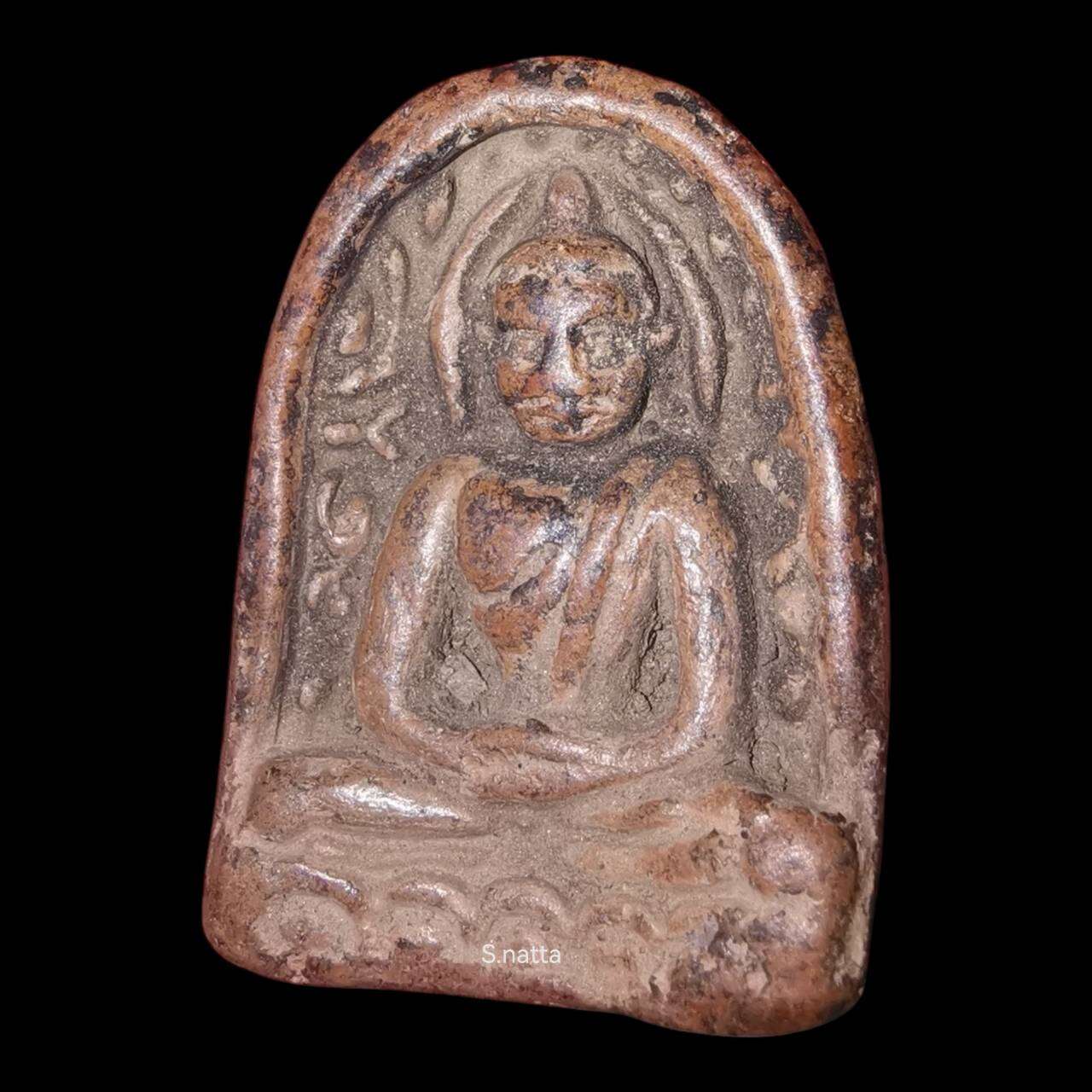 The Large Print Version of the Buddha Statue Shows the Birds. "Please Refer to This Detailed Information for Comparison."