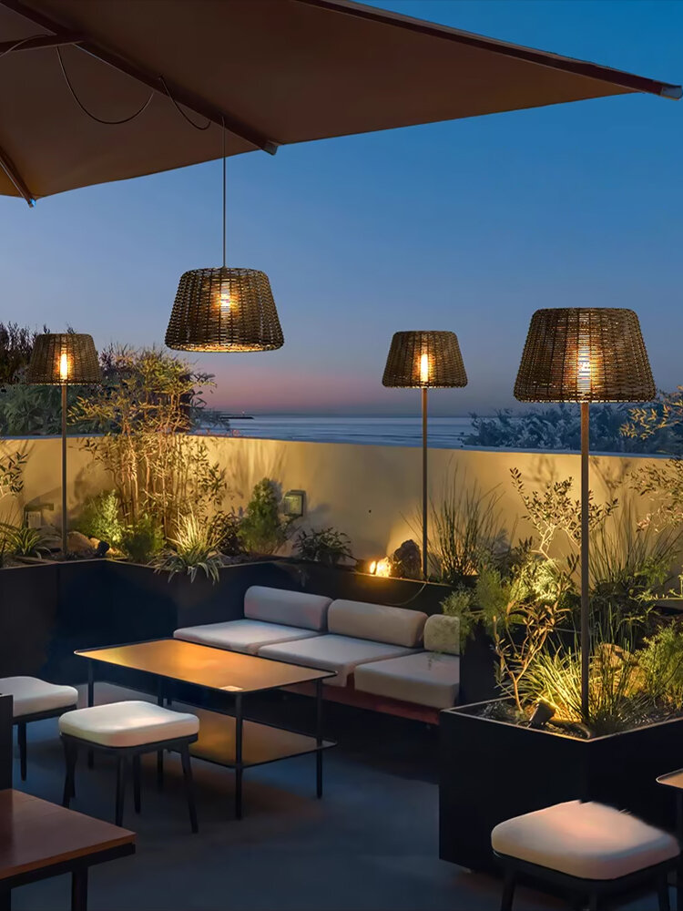 vibia | Outdoor Waterproof Garden Hanging Light ราคา 3,389 บาท*ส่งฟรี