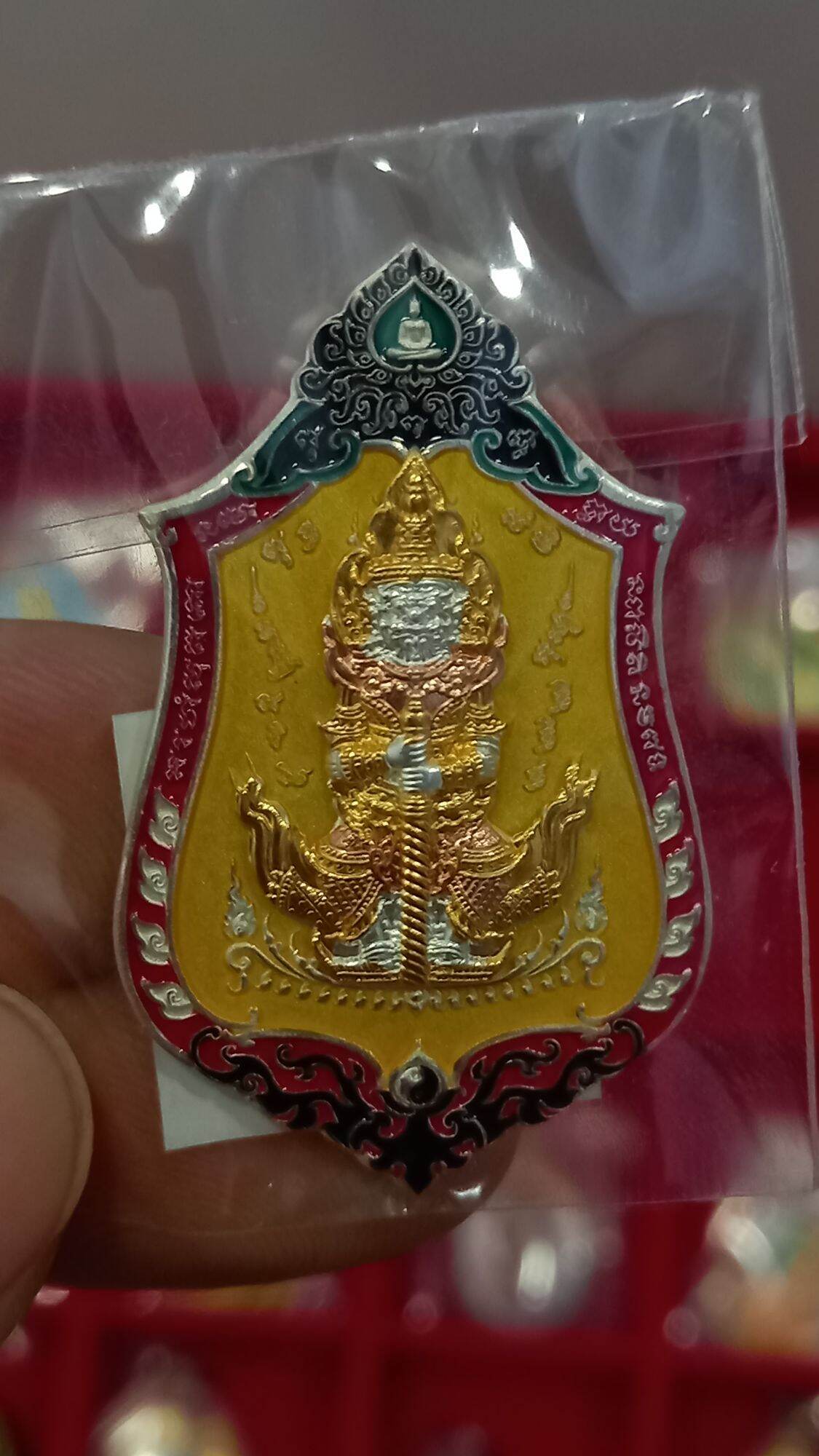 ท้าวเวสสุวรรณ วัดจุกเฌอหลวงพ่อช้าง ลงยาเหลือง หน้ากาก3K ราคา 3,200 บาท*ส่งฟรี