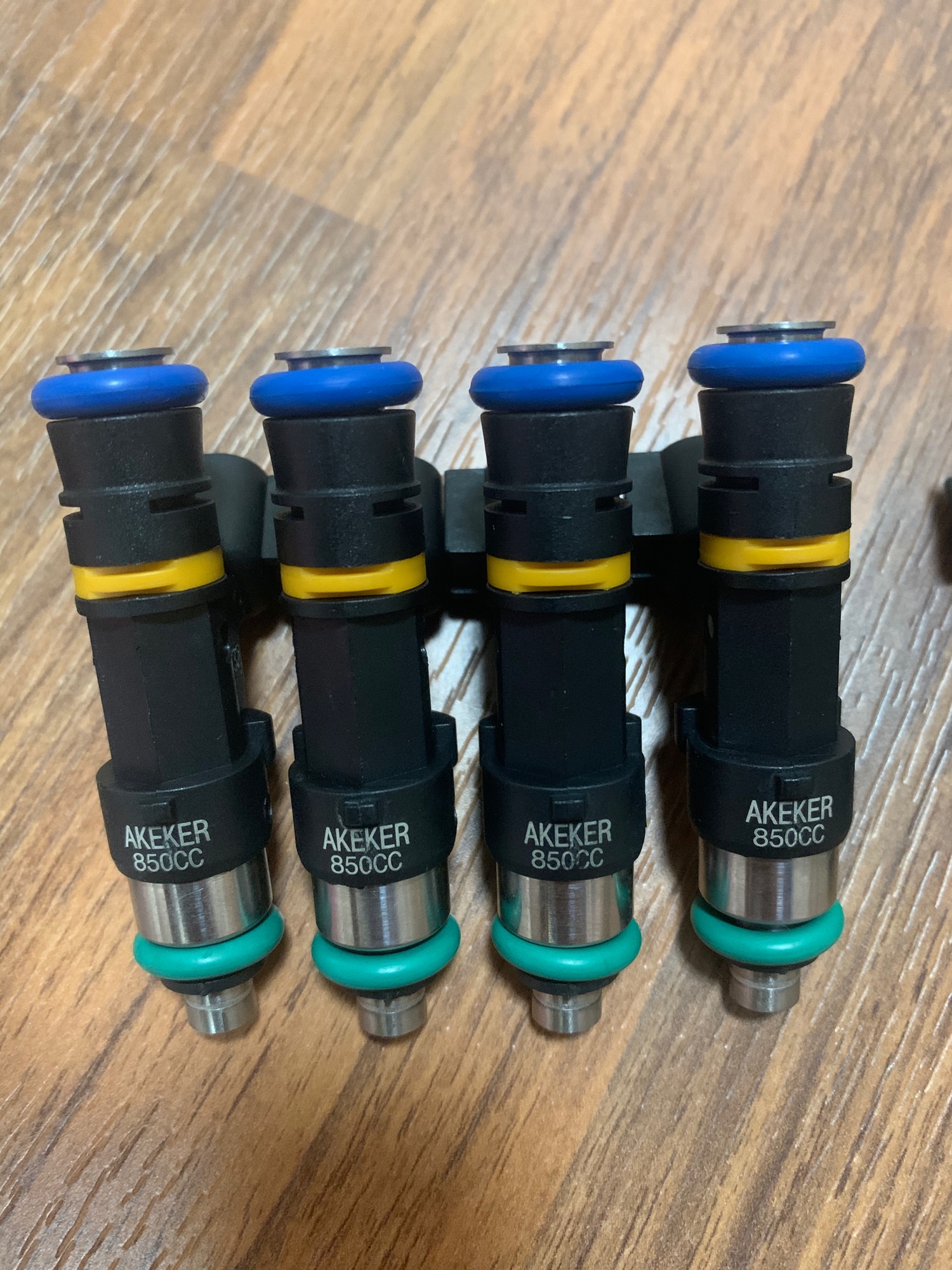 4X Top feed High performance 48mm ev14 850cc E85 High impedance Flow matched fuel injector หัวฉีด