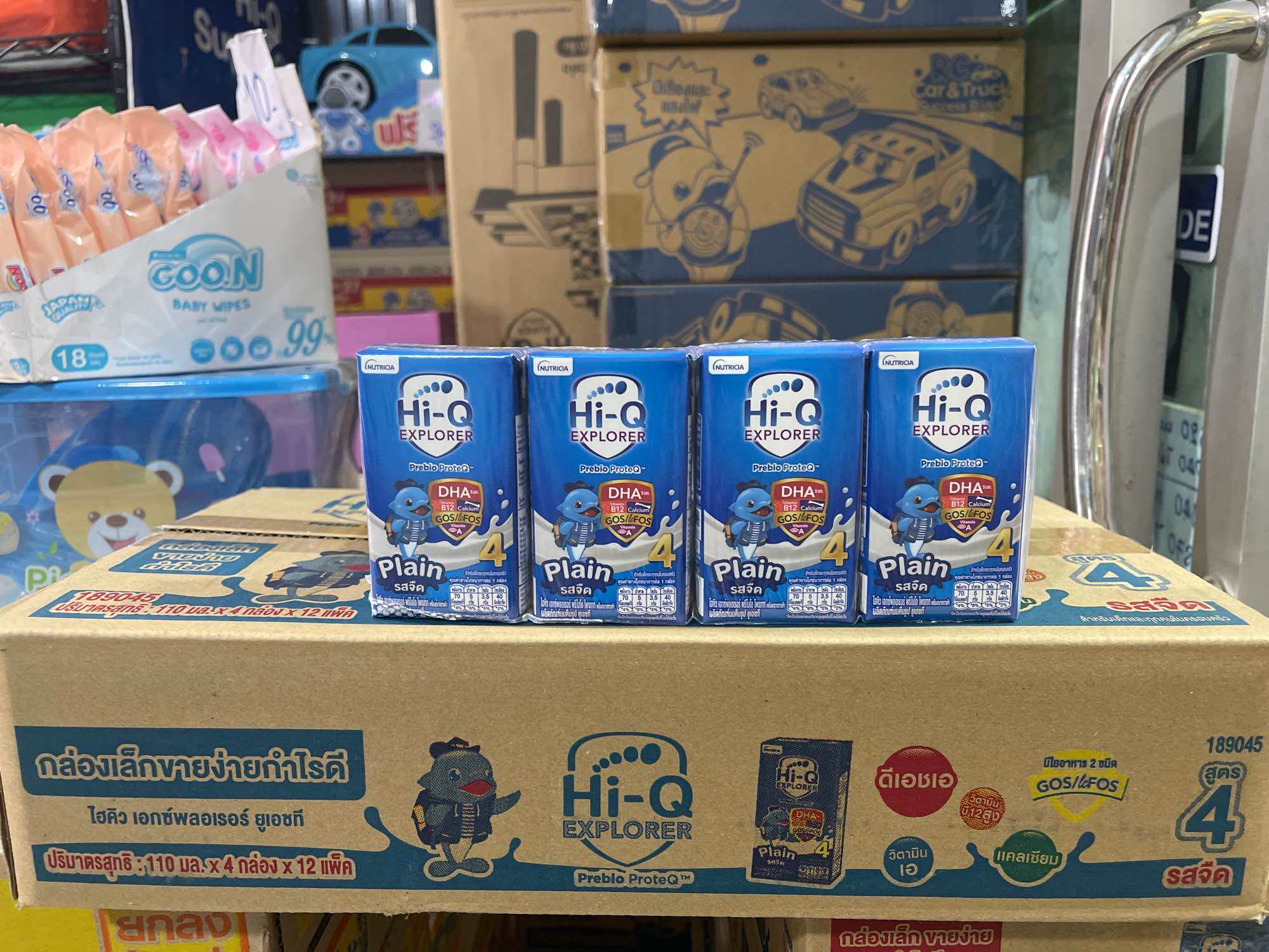 UHTไฮคิว เอกซ์พลอเรอร์ พรีไบโอโพรเทก (สูตร 4) ยูเอชที รสจืด 110 มล. (48 กล่อง) สำหรับเด็กและทุกคน ราคา 570 บาท*ส่งฟรี