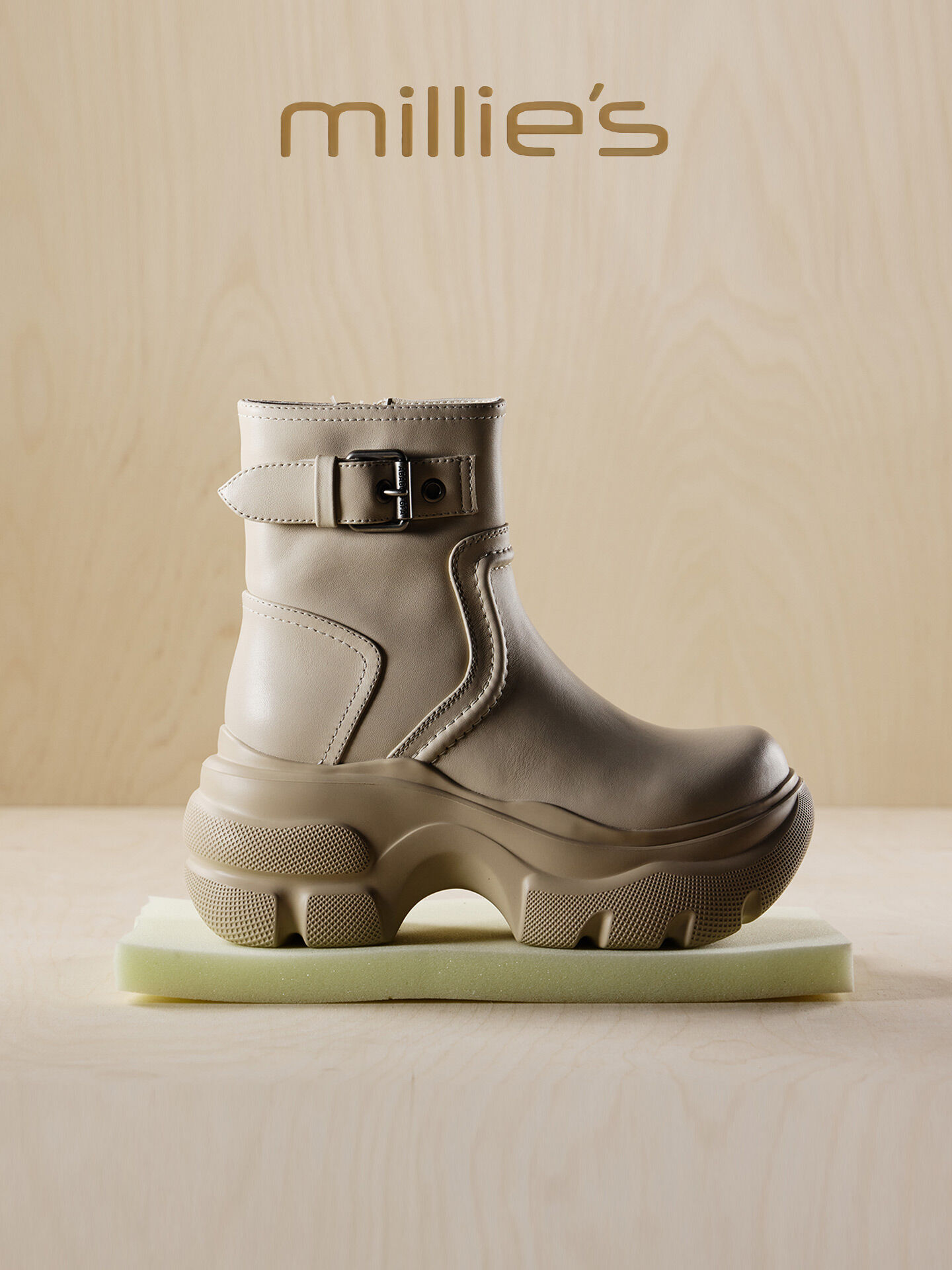 MILLIE'S | Trendy Thick Heel Height Increasing Martin Boots ราคา 10,211 บาท*ส่งฟรี