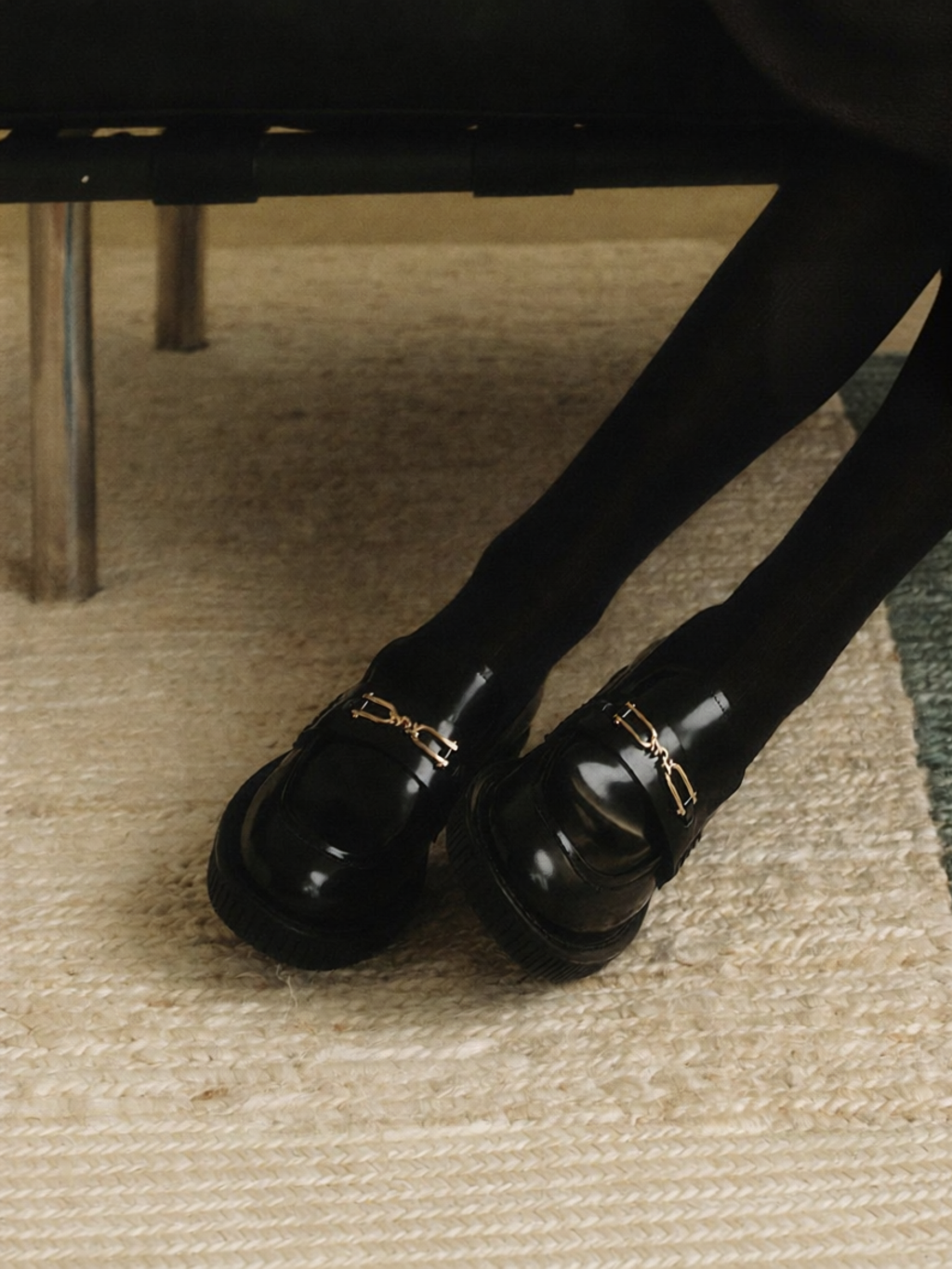 73hours | Comfortable Soft Sole Women Loafers ราคา 8,783 บาท*ส่งฟรี