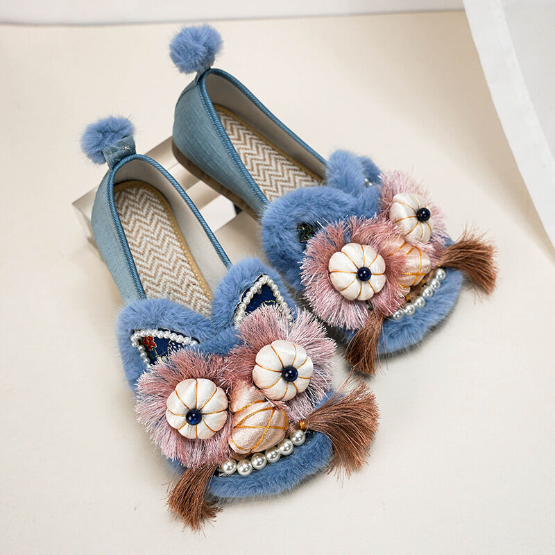 SHIPAILUO | Handmade Chinese Style Tiger Head Flat Shoes ราคา 9,349 บาท*ส่งฟรี