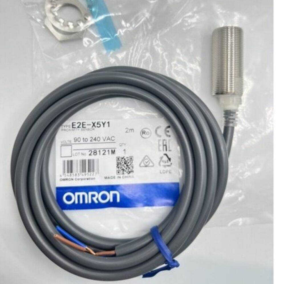 E2E-X5Y1 90to240vac 2สาย หัว 18mm ของใหม่ ของแท้ ออกบิลได้คะ💎 ราคา 450 บาท*ส่งฟรี