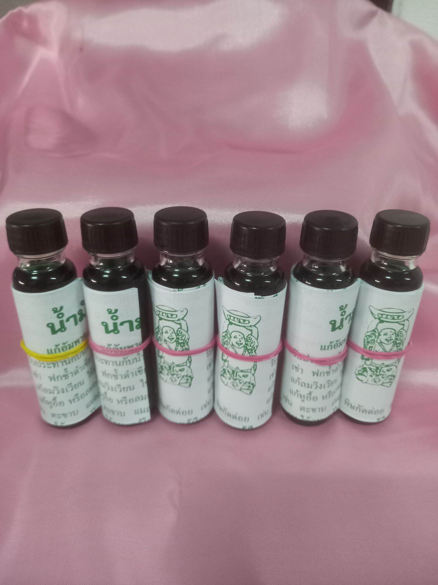 Pae Yim Oil, Set of 6 Large Bottles, Green Massage Oil, Only 299 Baht, Very Cheap, Genuine Product, Fast Delivery. Has Transportation Insurance. ราคา 299 บาท*ส่งฟรี