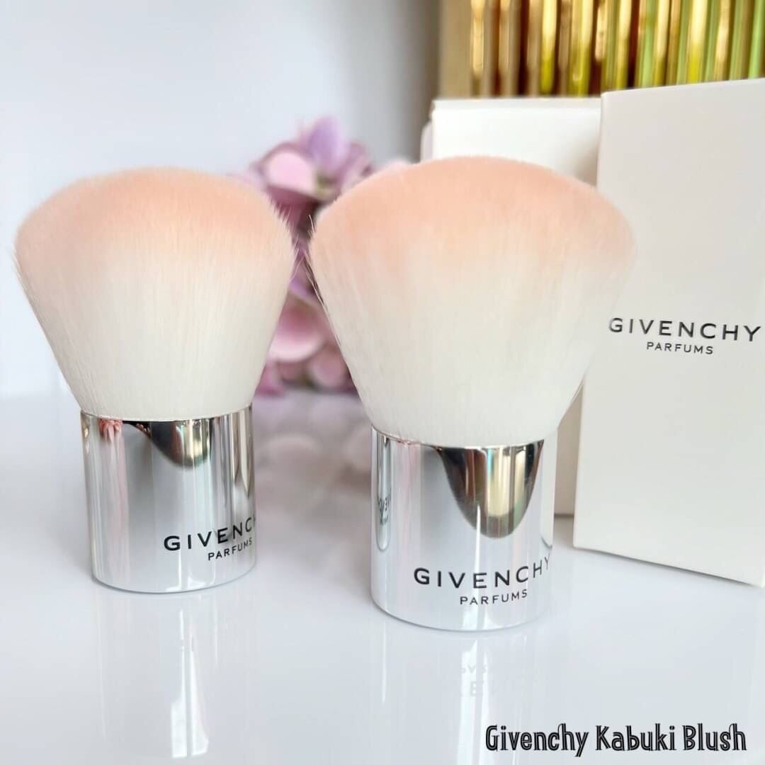 Givenchy Kabuki Brush Lazada.co.th