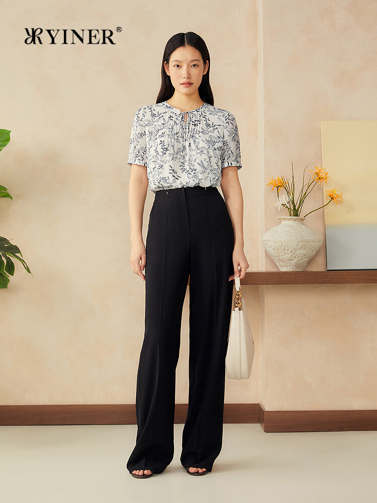 New Chinese Style Peony Print Half Opening Collar Blouse ราคา 5,799 บาท*ส่งฟรี