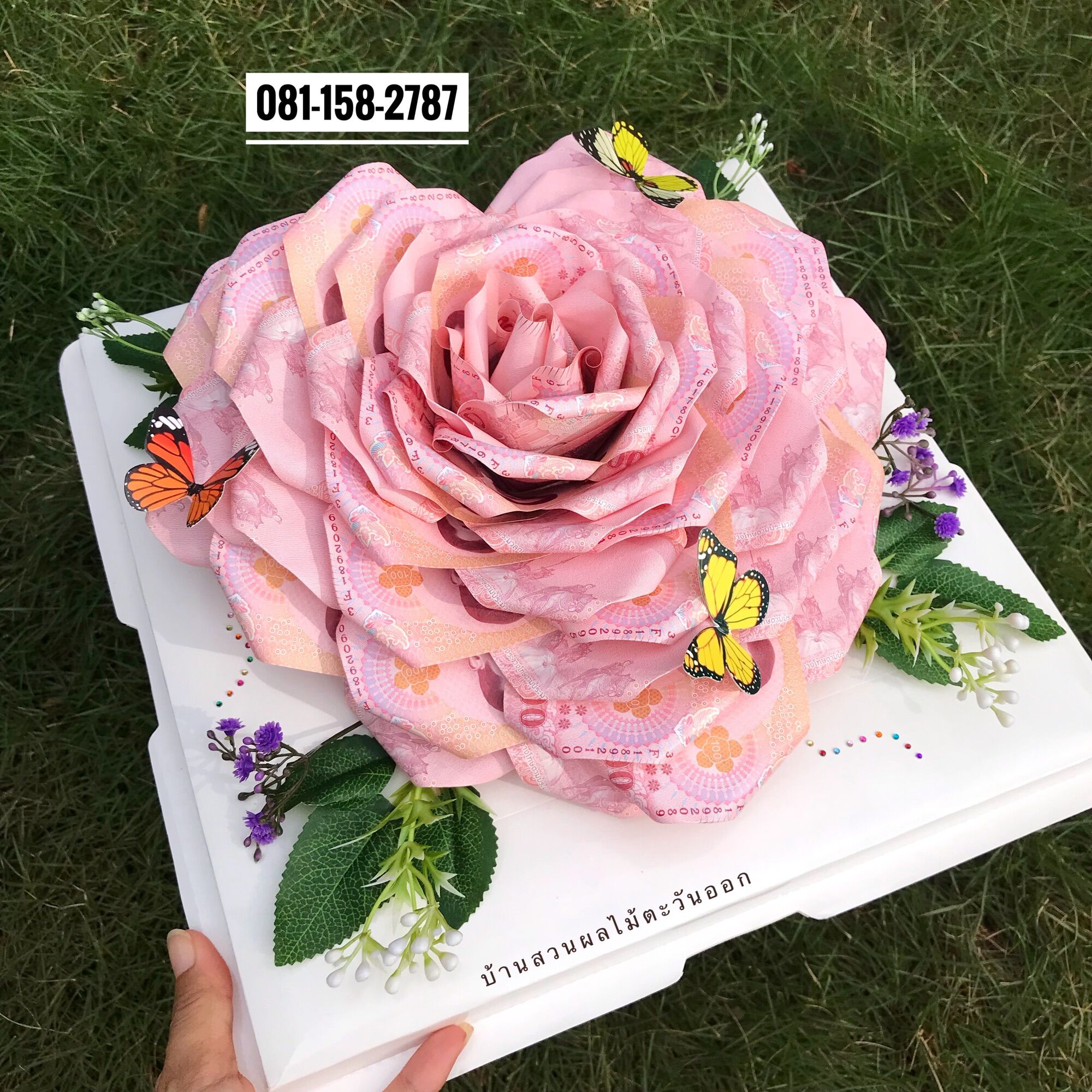 เค้กธนบัตร วาเลนไทน์ เค้กหัวใจ กล่องของขวัญ คนพิเศษในทุกโอกาส เค้กกุหลาบ3D จัมโบ้ ช่อดอกไม้ ทักแชทเพื่อเช็คคิวน๊า ราคา 2,957 บาท*ส่งฟรี
