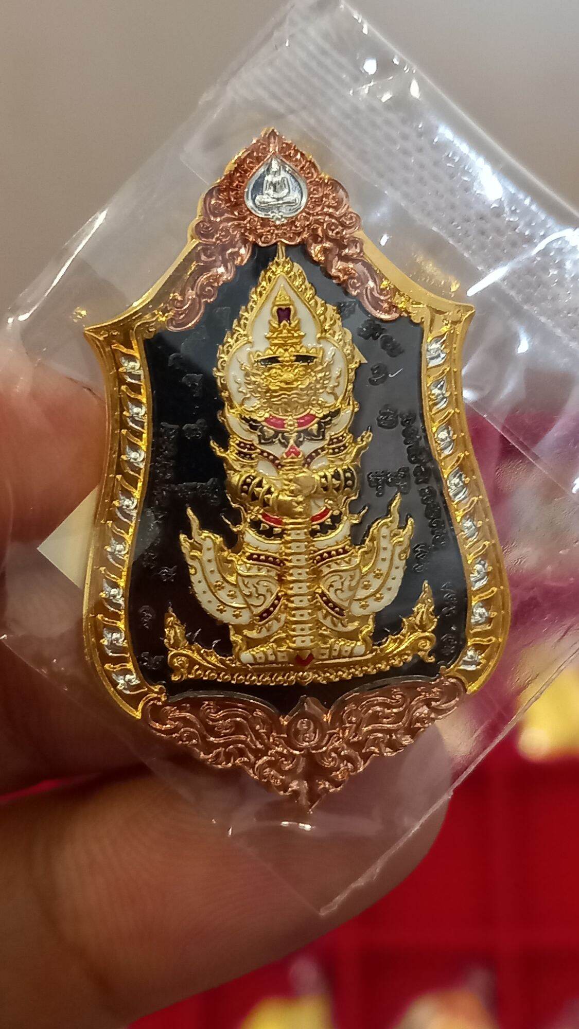 ท้าวเวสสุวรรณ วัดจุกเฌอ หน้ากากทองคำแท้ ลงยาขาวมุก เลขโค้ด27 ราคา 20,000 บาท*ส่งฟรี