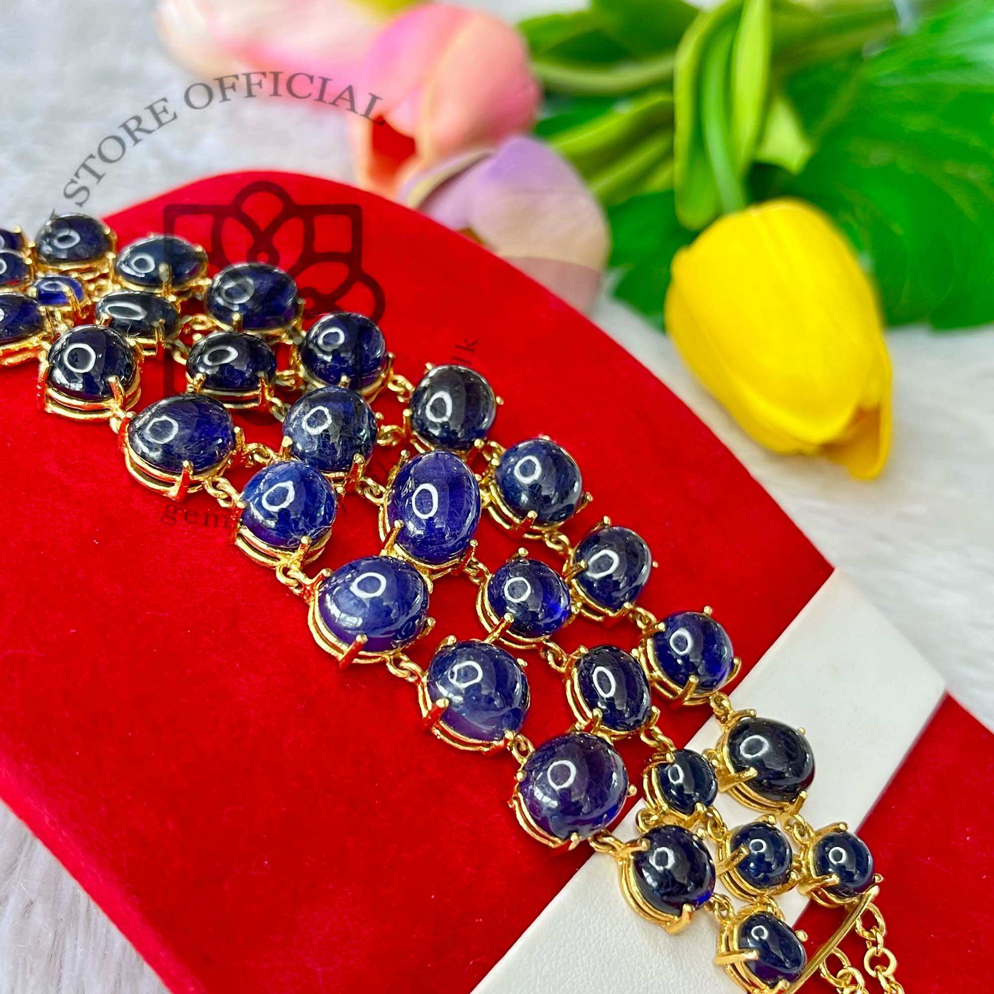 🔥สร้อยข้อมือไพลินพลอยแท้ ไพลินหลังเบี้ย (สินค้ามีชิ้นเดียว)เครื่องประดับแท้ มีใบรับประกัน ราคา 39,999 บาท*ส่งฟรี