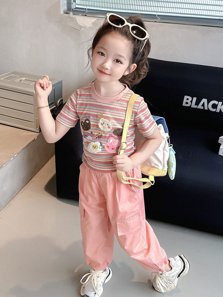 สายรุ้งผ้าฝ้ายกีฬาชุดสองชิ้นสําหรับสาวแขนสั้นคอกลมแขนสั้นเสื้อสวมหัวกางเกงเสื้อผ้าฤดูร้อนสําหรับเด็กอายุต่ํากว่า 17 ปี ราคา  488 บาท*ส่งฟรี