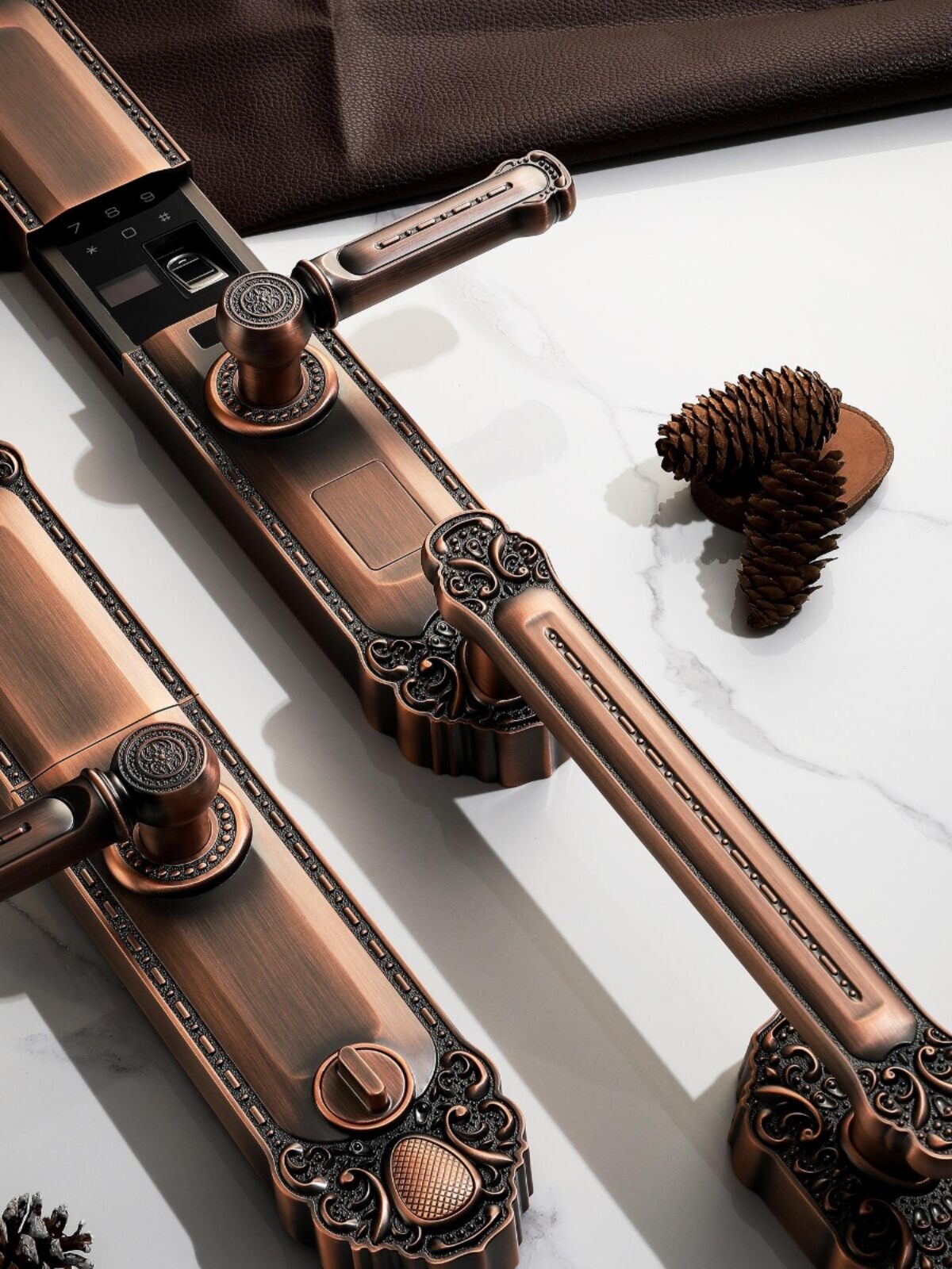 elinksmart | High-end Double-door Copper Smart Lock with Waterproof and Anti-theft Function ราคา 14,527 บาท*ส่งฟรี