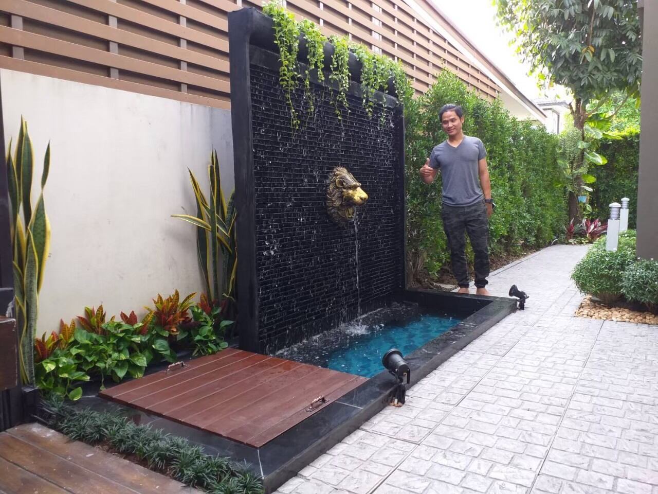 น้ำตกหินกาบปลาสวย น้ำตกราคาโรงงาน น้ำตกหน้าบ้าน น้ำตกในสวนน้ำตกฮวงจุ้ยน้ำพุสั่งได้เสริมมงคลจ่ายครั้งเดียวได้ครบแถมฟรีไฟสปอร์ตไลฟ์2ดวงโอ่งรองน้ำ2ใบตกแต่งต้นไม้พร้อมจัดส่งฟรี ราคา 13,600 บาท*ส่งฟรี