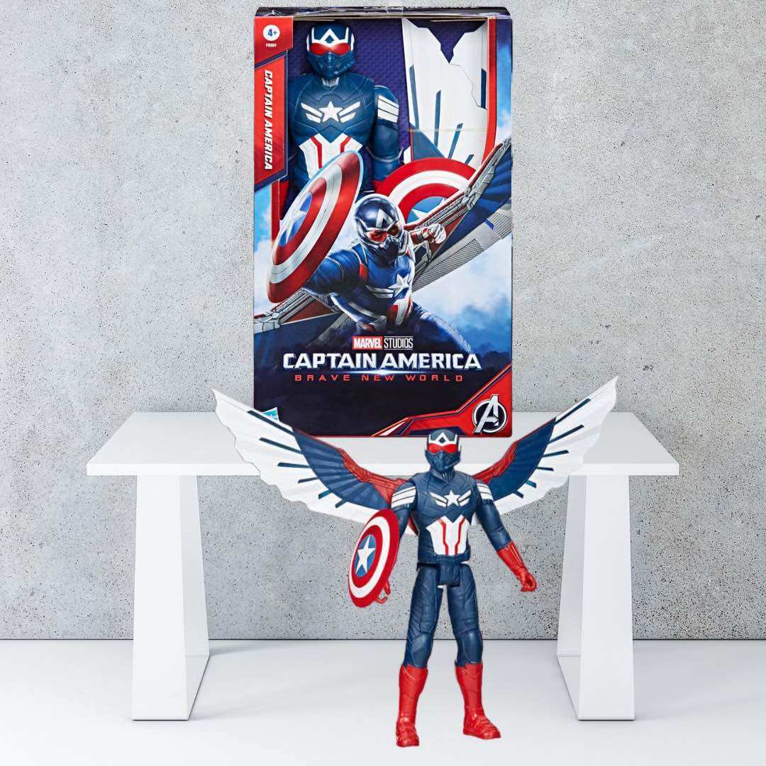 พร้อมส่ง Marvel Studios Captain America Brave New World, Titan Hero Series Deluxe Captain America ราคา 2,490 บาท*ส่งฟรี