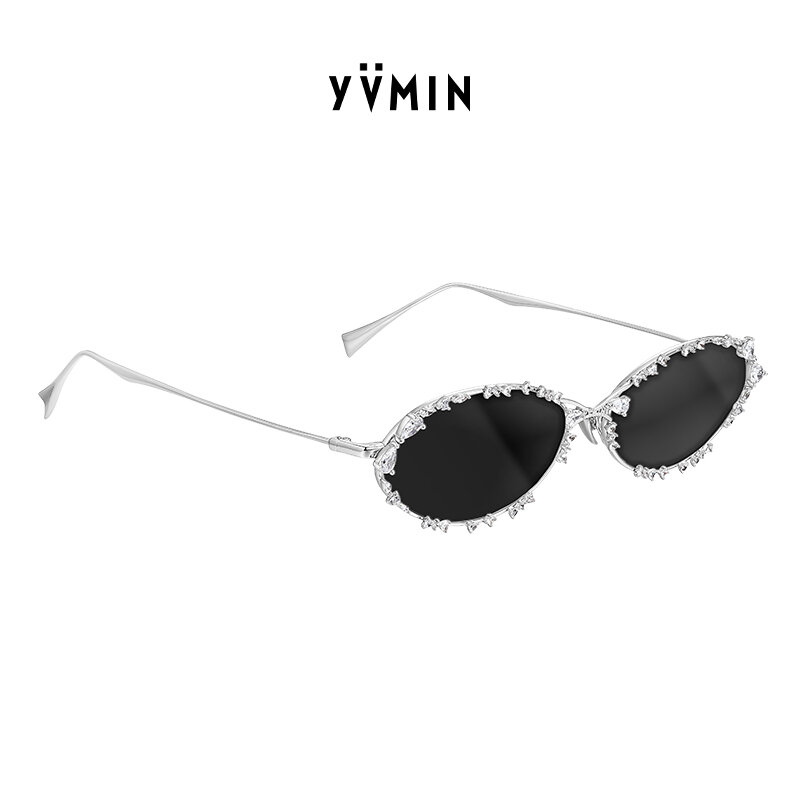 Sea Salt Crushed Diamond Metal Frame Gemstone Sunglasses ราคา 12,318 บาท*ส่งฟรี