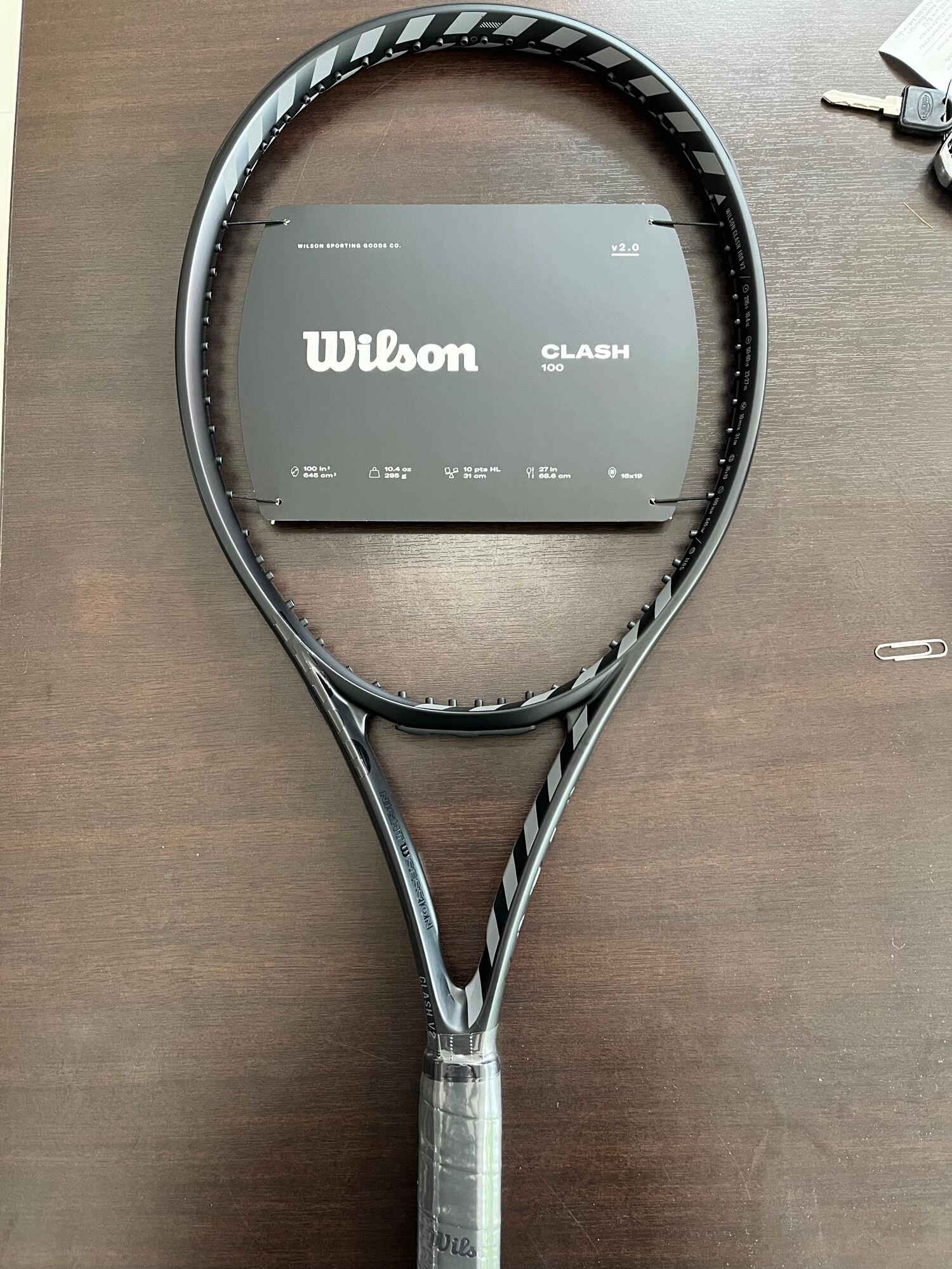 WILSON CLASH 100 NIGHT SESSION V2. (Headsize 100 weight 295g Grip 2