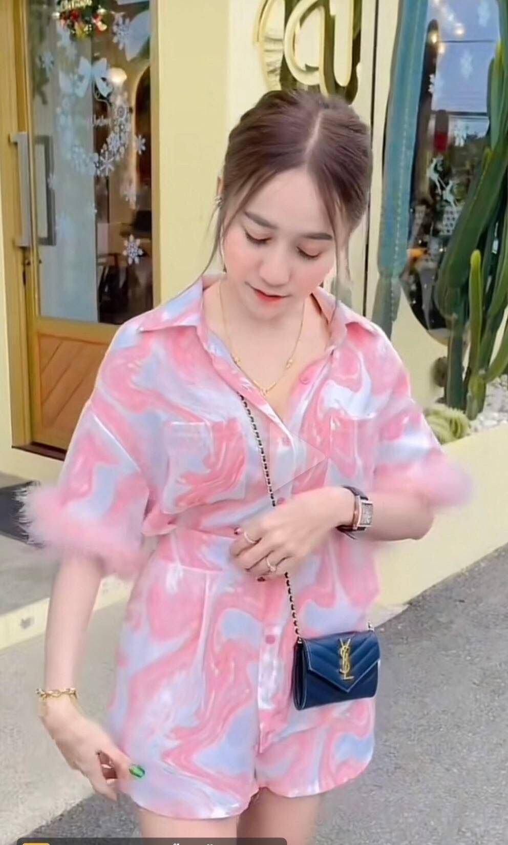 sff50c885aa364b46b7f5ce2e13b7cab4r-jpg