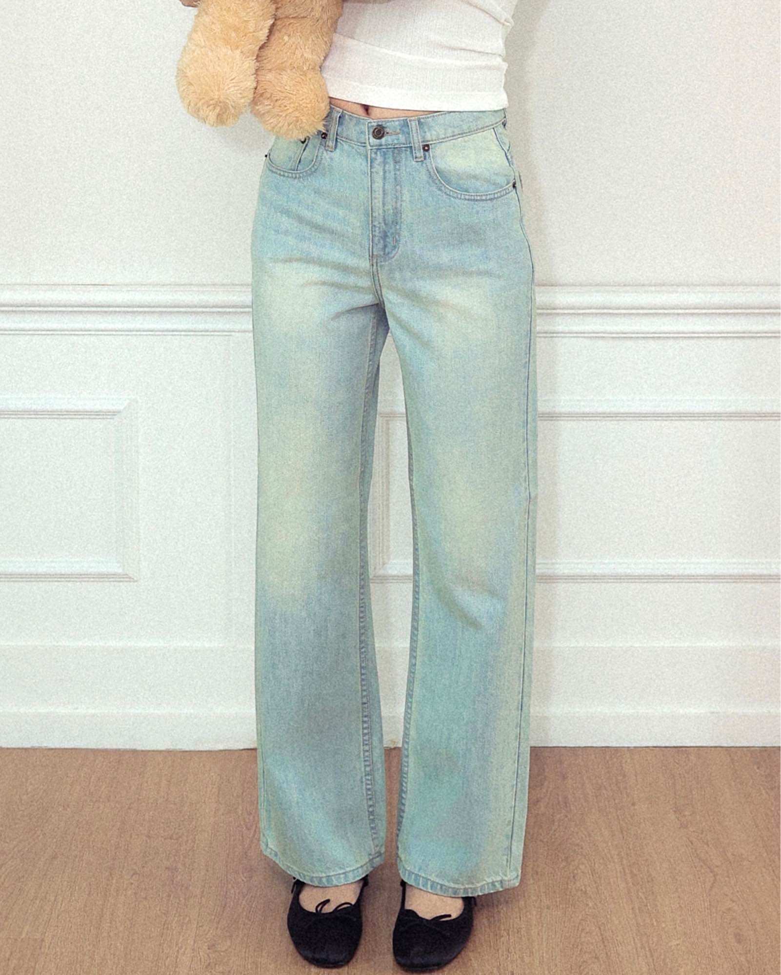 Devon UR CUTE Jeans - Loose fit ราคา 2,090 บาท*ส่งฟรี