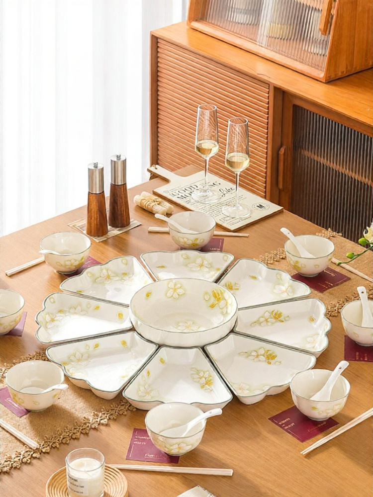 New Premium Family Dinnerware Set ราคา 3,056 บาท*ส่งฟรี